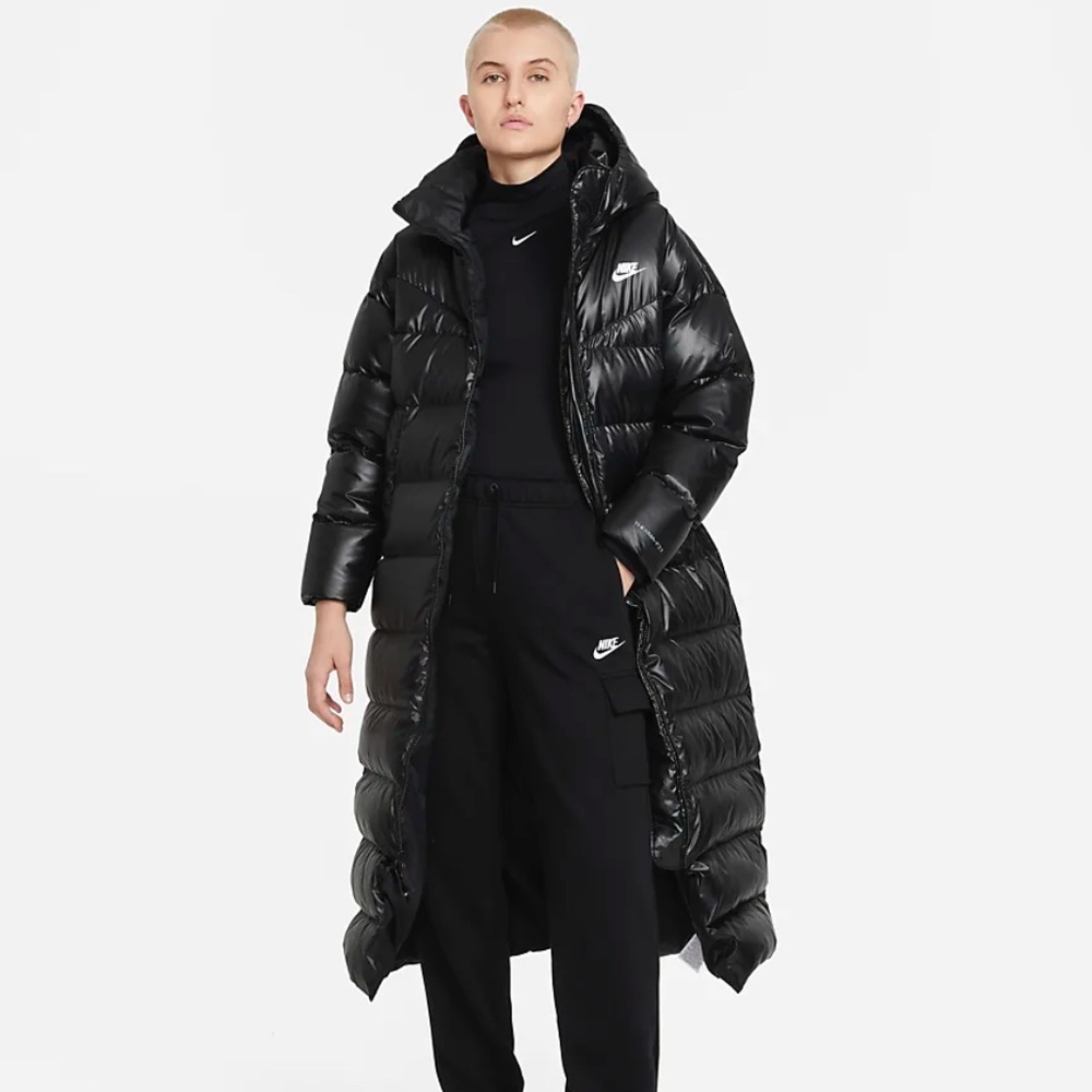 Nike Sportswear Therma-FIT City Series Black Parka Women’s Size M -new with tags